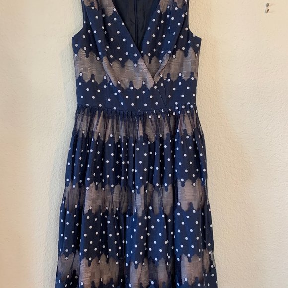Navy blue polka dot Maggy London dress - size 6 - Picture 2 of 4